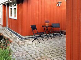 Unique Seaside Holiday Home in Hadsund near Terrace