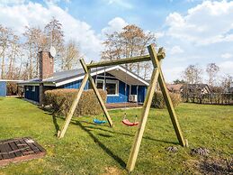 Superb Holiday Home in Hemmet near Sea