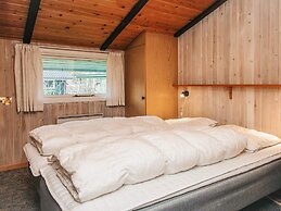 Superb Holiday Home in Hemmet near Sea