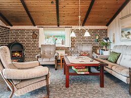 Superb Holiday Home in Hemmet near Sea