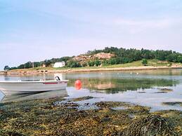 6 Person Holiday Home in Engavagen-by Traum