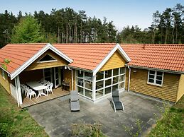 10 Person Holiday Home in Aakirkeby