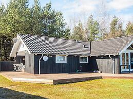 6 Person Holiday Home in Hojslev-by Traum