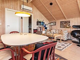 6 Person Holiday Home in Hojslev-by Traum
