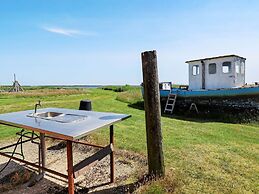 Spacious Summer House With Sauna