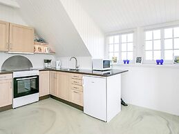 Spacious Summer House With Sauna