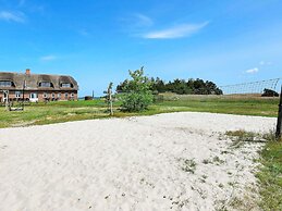 Spacious Summer House With Sauna
