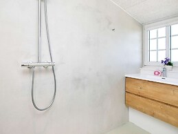 Spacious Summer House With Sauna