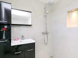 Spacious Summer House With Sauna