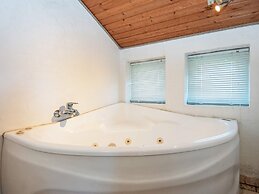 8 Person Holiday Home in Juelsminde-by Traum