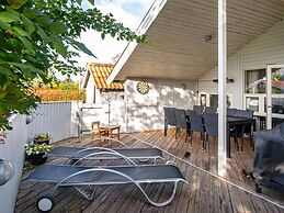 8 Person Holiday Home in Juelsminde-by Traum