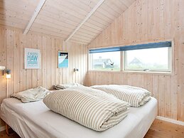 7 Person Holiday Home in Harboore-by Traum