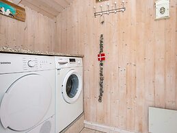 7 Person Holiday Home in Harboore-by Traum