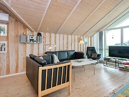 7 Person Holiday Home in Harboore-by Traum