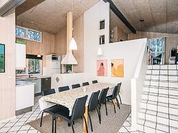 10 Person Holiday Home in Glesborg-by Traum