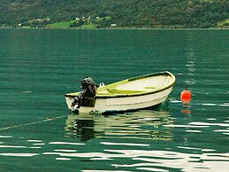 4 Person Holiday Home in Høyheimsvik