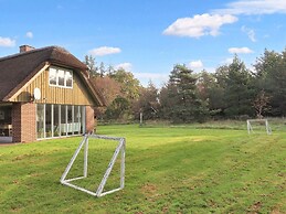 8 Person Holiday Home in Blavand