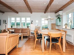 6 Person Holiday Home in Harboore-by Traum