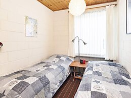 6 Person Holiday Home in Millinge