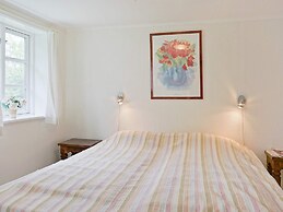 6 Person Holiday Home in Svaneke-by Traum