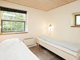 12 Person Holiday Home in Hojslev-by Traum