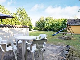 12 Person Holiday Home in Hojslev-by Traum