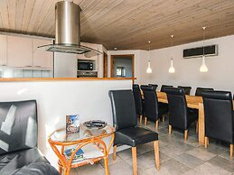 12 Person Holiday Home in Hojslev-by Traum