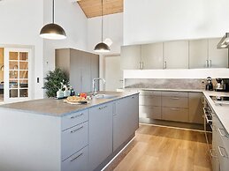 Luxury Pool Retreat by Sea - By Traum Ferienwohnungen