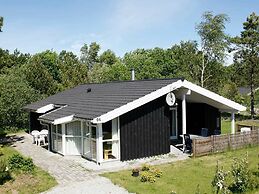 8 Person Holiday Home in Albaek