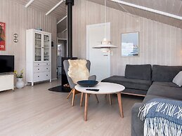 6 Person Holiday Home in Sjolund-by Traum