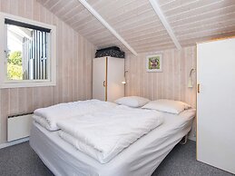 6 Person Holiday Home in Sjolund-by Traum