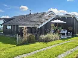 6 Person Holiday Home in Sjolund-by Traum