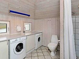 Sprawling Holiday Home With Swimming Pool in Ringkøbing