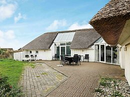 Sprawling Holiday Home With Swimming Pool in Ringkøbing