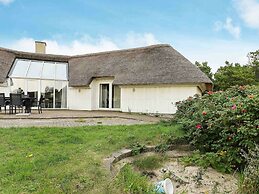 Sprawling Holiday Home With Swimming Pool in Ringkøbing