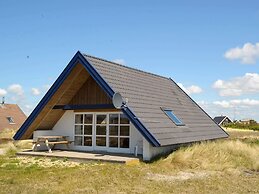 6 Person Holiday Home in Ringkobing-by Traum