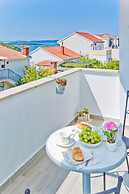 Apartments Nina Hvar town