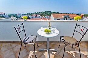 Apartments Nina Hvar town