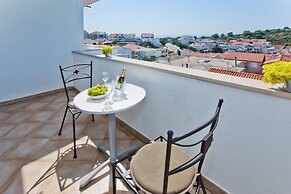 Apartments Nina Hvar town