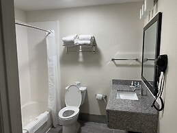 Quality Inn & Suites Spring Lake - Fayetteville near Fort Bragg