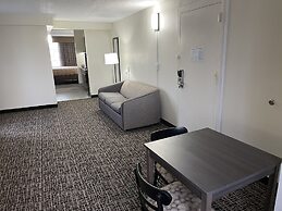 Quality Inn & Suites Spring Lake - Fayetteville near Fort Bragg