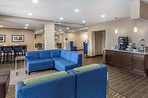 Quality Inn & Suites Spring Lake - Fayetteville near Fort Bragg