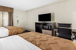 Quality Inn & Suites Spring Lake - Fayetteville near Fort Bragg