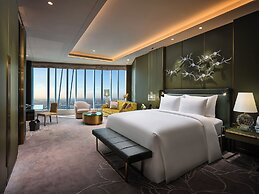 J Hotel, Shanghai Tower
