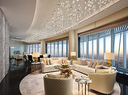 J Hotel, Shanghai Tower