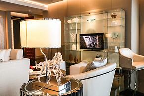 J Hotel, Shanghai Tower