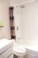 Exquisite and Modern Loft