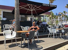 Luxury Villa - Private Pool and Wifi Perfect Location for a Holiday!