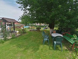 Three Bedroom House With Garden Only 10 km From Veliko Tarnovo
