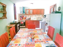 Three Bedroom House With Garden Only 10 km From Veliko Tarnovo